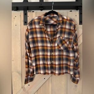 Express Cropped Flannel Button Down